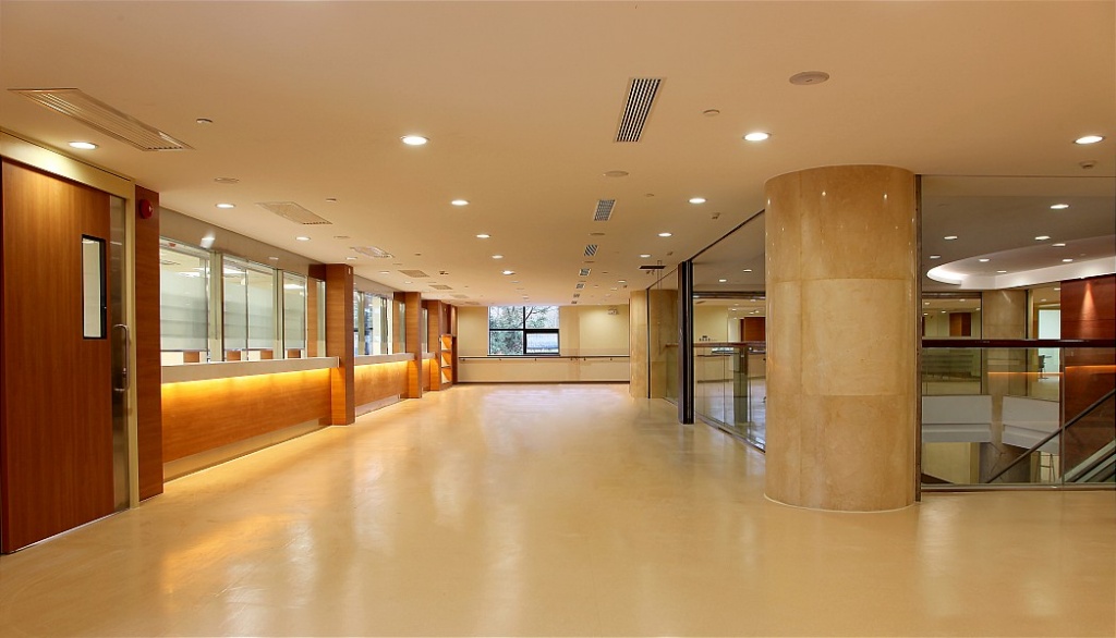 醫(yī)院-右江民族醫(yī)學(xué)院附屬醫(yī)院門(mén)診樓改造室內(nèi)裝修工程